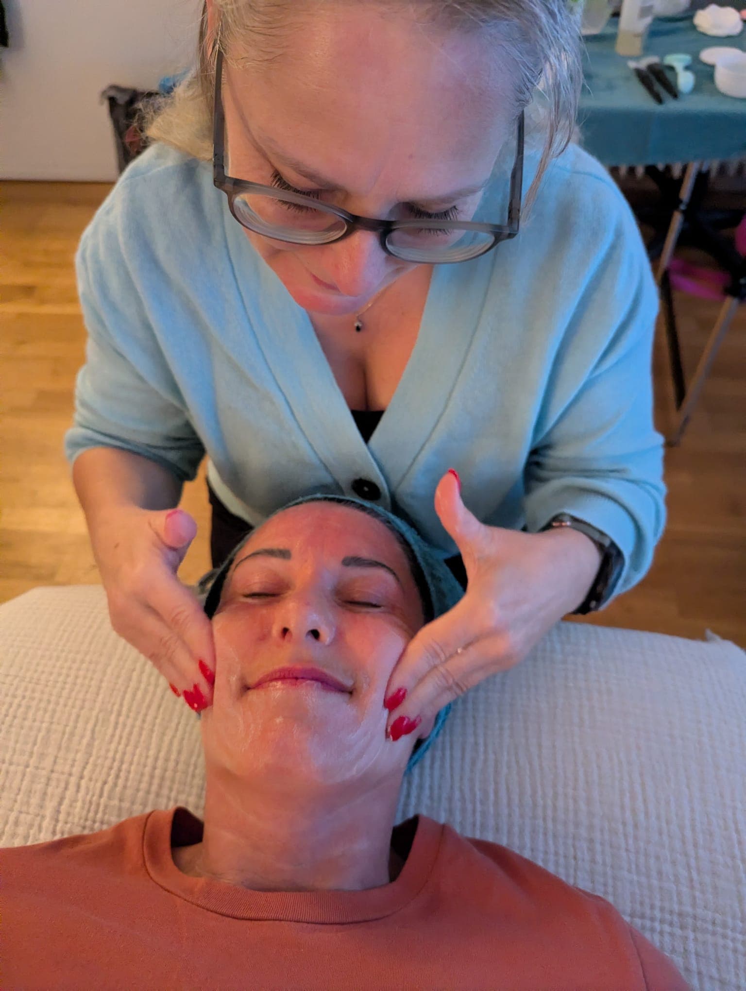 Gesichtsmassage von Natascha Sedlmair